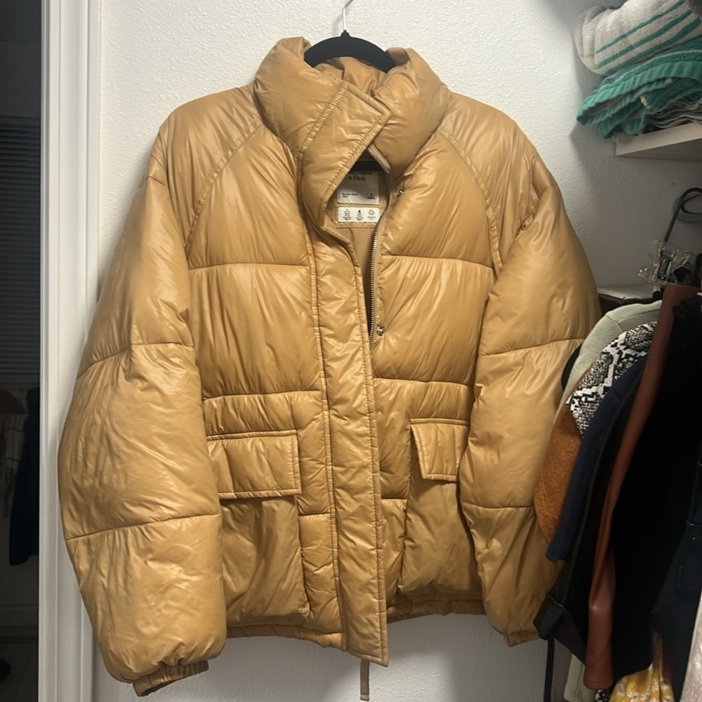 A&F Tan Oversized Utility Puffer - image 3